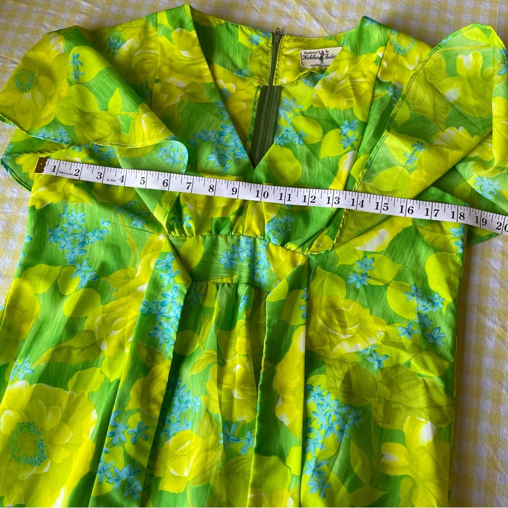 BEAUTIFUL Vintage Hawaiian Green Yellow Floral Print Flutter Sleeve Maxi Dress - Picture 8 of 8
